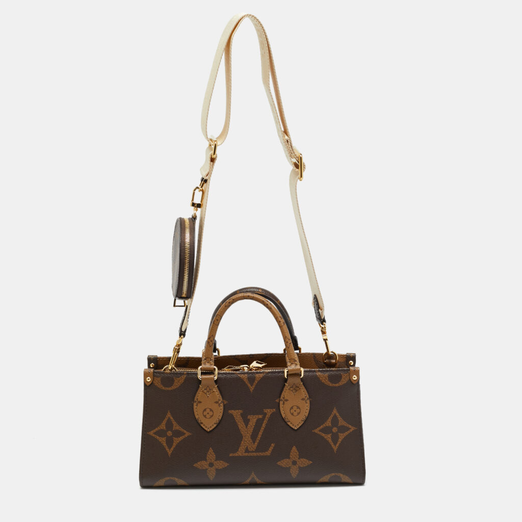 luxury-women-louis-vuitton-used-handbags-p1245036-012-1.jpg Louis Vuitton Monogram Giant Reverse Canvas Onthego East West Bag