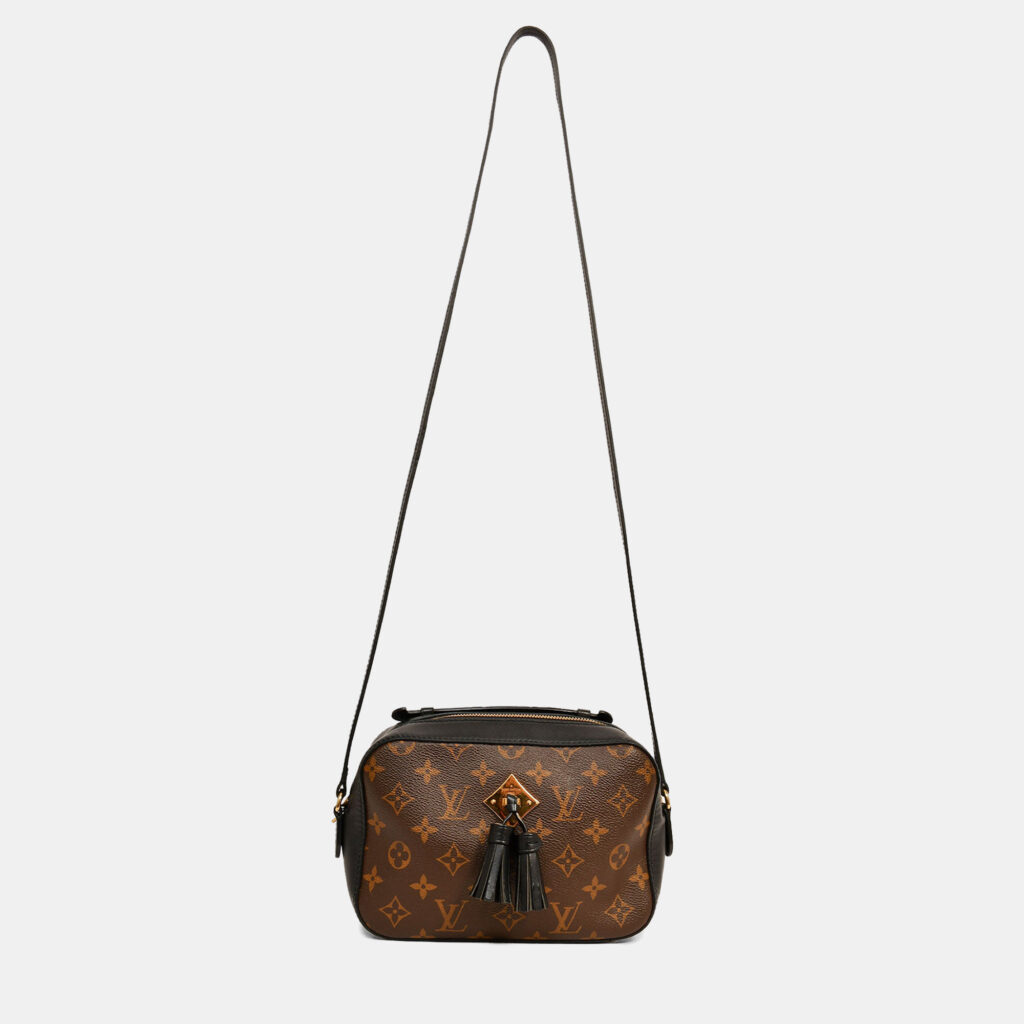 Louis Vuitton Monogram Leather Trimmed Tassle 'Saintonge' Camera Crossbody Bag Louis Vuitton Monogram Leather Trimmed Tassle 'Saintonge' Camera Crossbody Bag