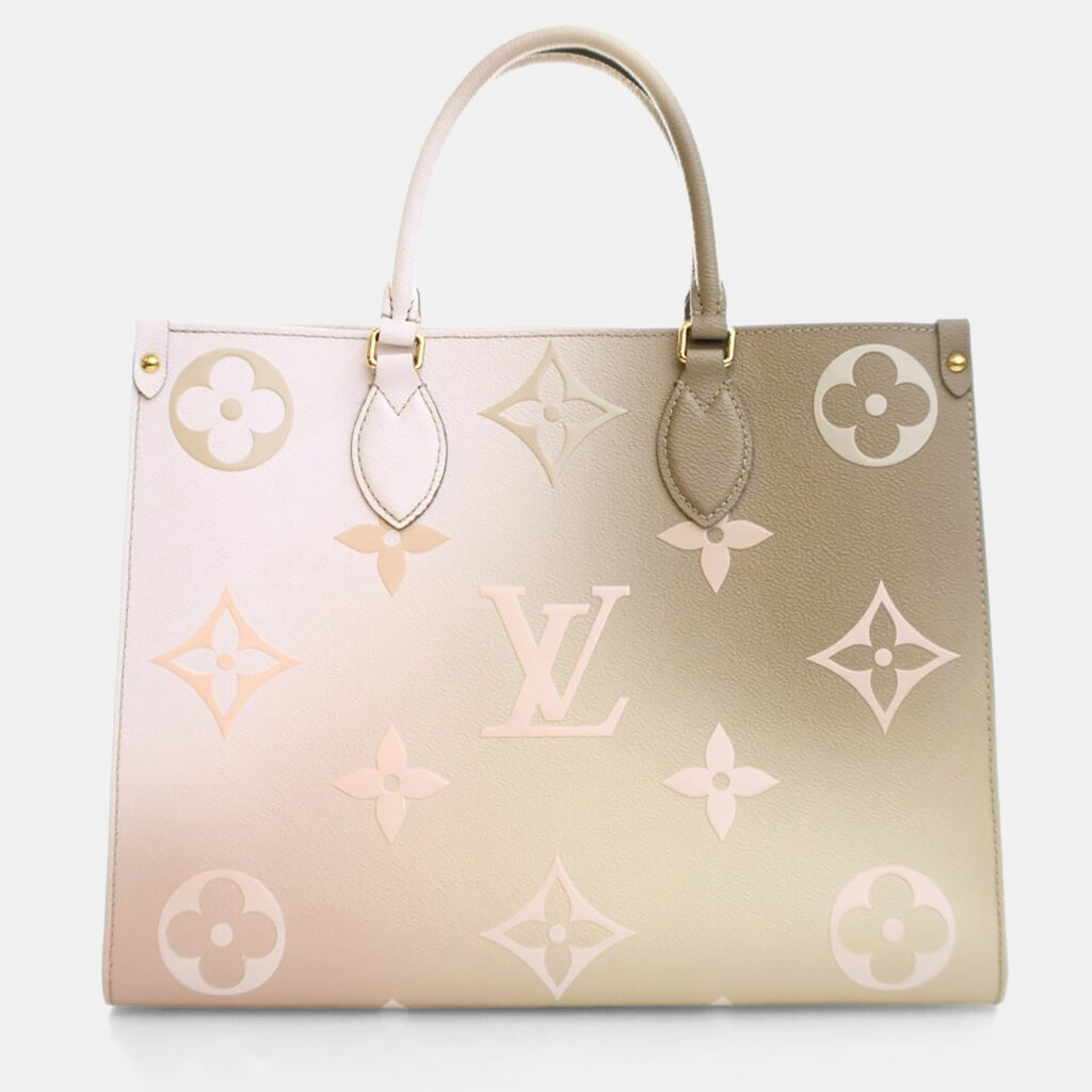 Louis Vuitton Monogram Giant Spring In The City OnTheGo MM Louis Vuitton Monogram Giant Spring In The City OnTheGo MM