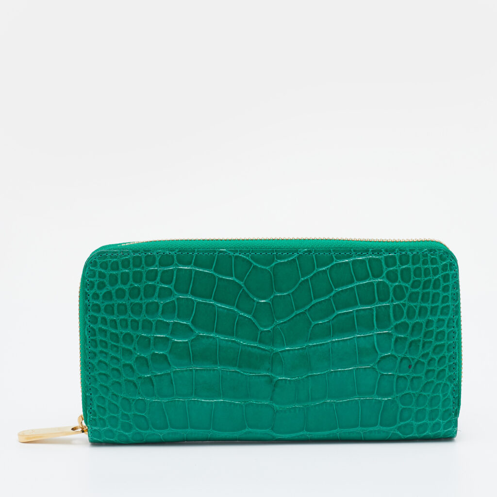 luxury-women-louis-vuitton-used-handbags-p688243-005-1.jpg Louis Vuitton Green Alligator Leather Zippy Wallet