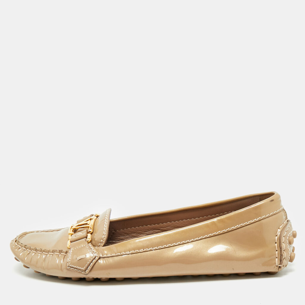 Louis Vuitton Gold Patent Leather Oxford Slip On Loafers Size 38 Louis Vuitton Gold Patent Leather Oxford Slip On Loafers Size 38