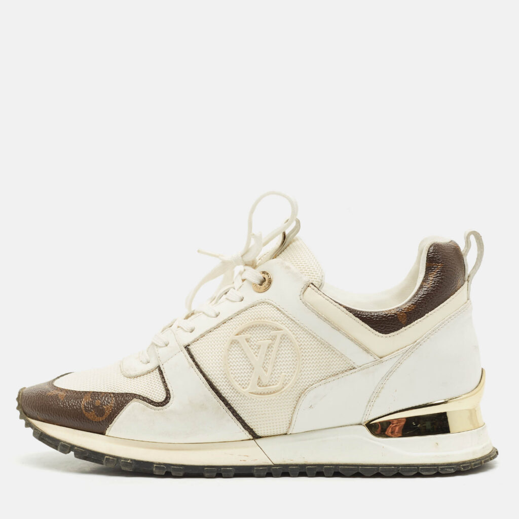 Louis Vuitton White/Brown Monogram Canvas and Leather Run Away Sneakers Size 38.5 Louis Vuitton White/Brown Monogram Canvas and Leather Run Away Sneakers Size 38.5