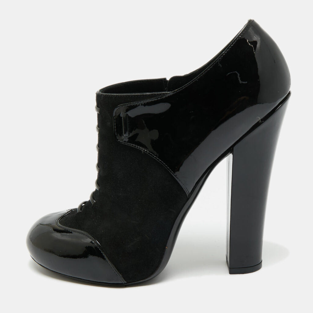 Louis Vuitton Black Patent Leather and Suede Ankle Booties Size 40.5 Louis Vuitton Black Patent Leather and Suede Ankle Booties Size 40.5