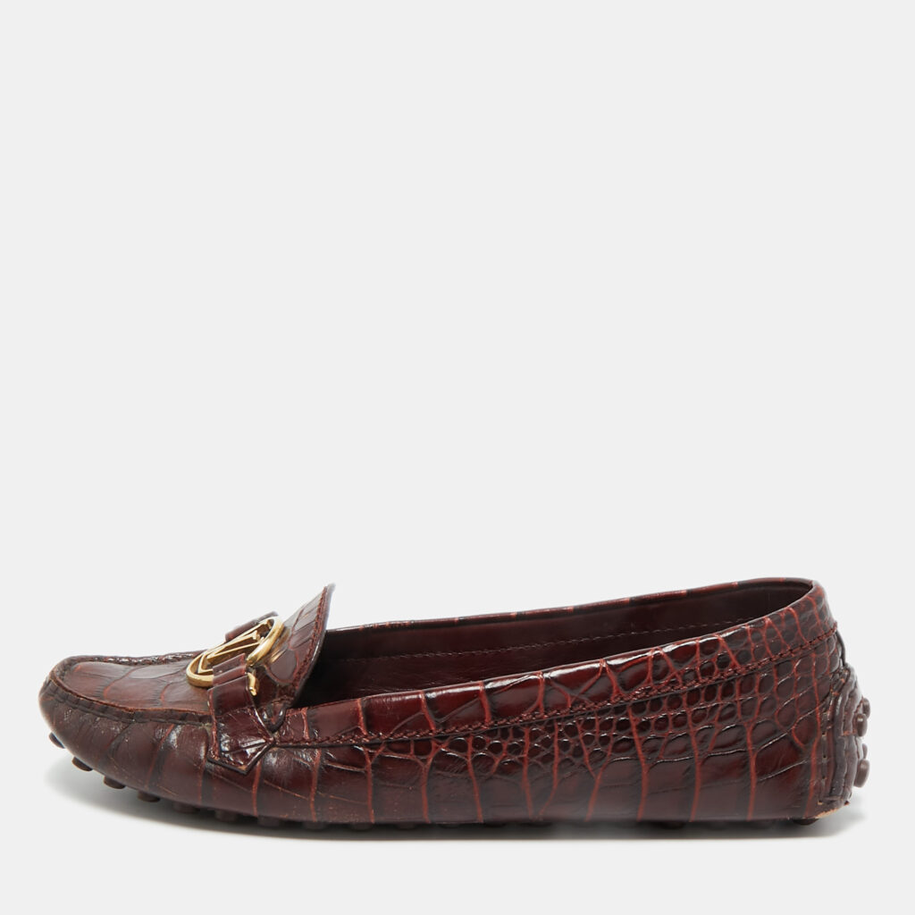 Louis Vuitton Burgundy Croc Embossed Leather Dauphine Loafers Size 38 Louis Vuitton Burgundy Croc Embossed Leather Dauphine Loafers Size 38