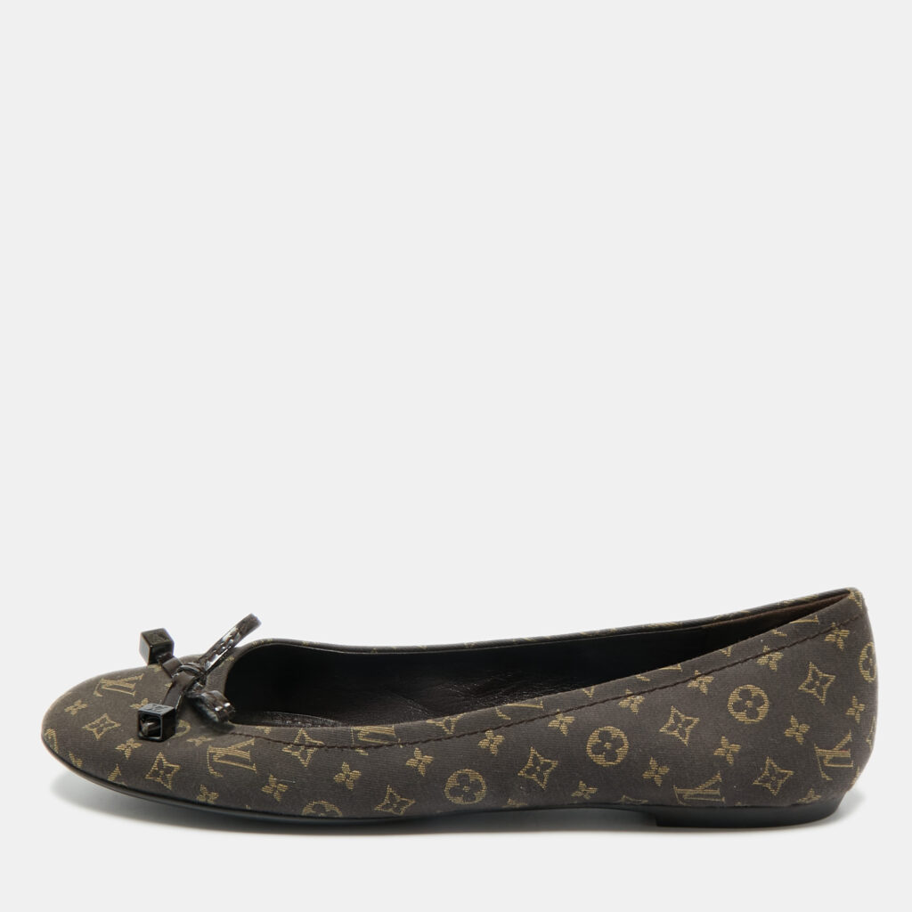 Louis Vuitton Brown Monogram Mini Lin Canvas Debbie Ballet Flats Size 38.5 Louis Vuitton Brown Monogram Mini Lin Canvas Debbie Ballet Flats Size 38.5