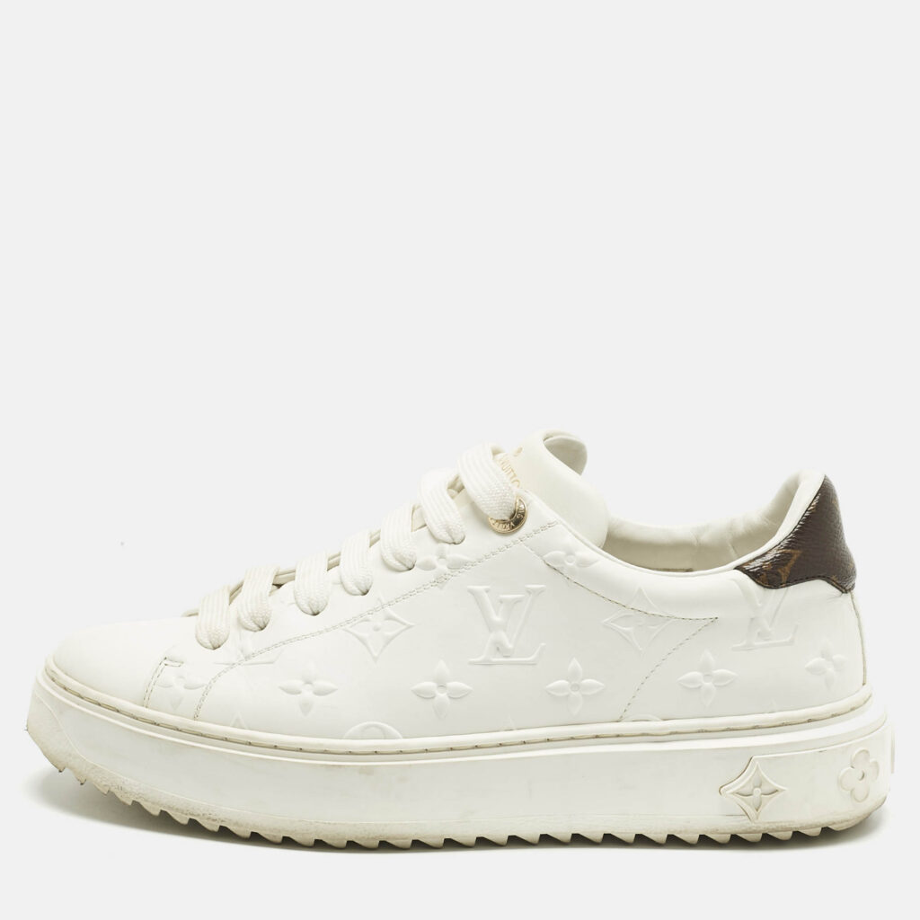 Louis Vuitton White Embossed Monogram Leather Time Out Low Top Sneakers Size 37.5 Louis Vuitton White Embossed Monogram Leather Time Out Low Top Sneakers Size 37.5