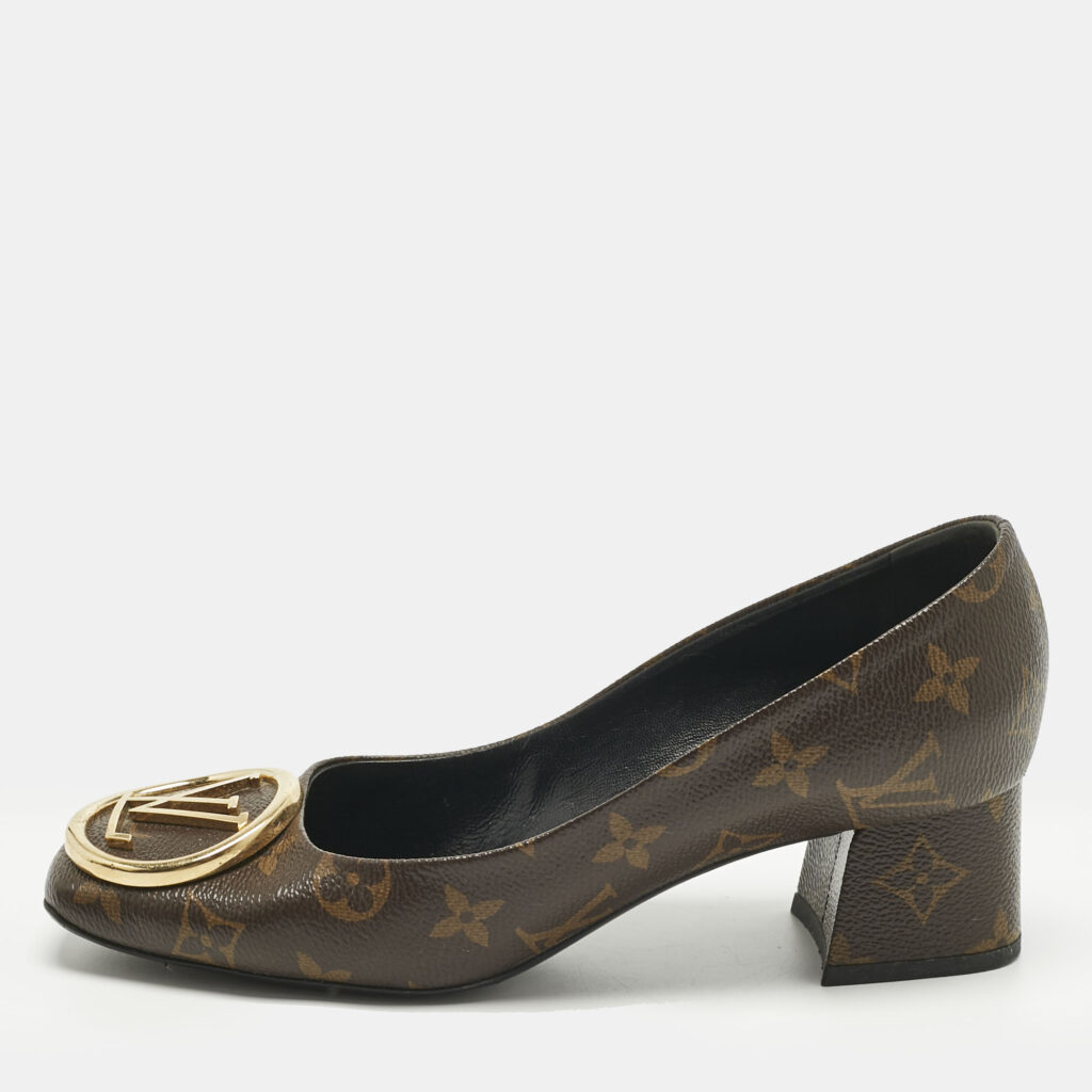 Louis Vuitton Brown Monogram Canvas Madeleine Pumps Size 37.5 Louis Vuitton Brown Monogram Canvas Madeleine Pumps Size 37.5