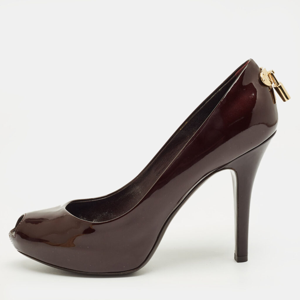 Louis Vuitton Burgundy Leather Oh Really! Peep Toe Pumps Size 37.5 Louis Vuitton Burgundy Leather Oh Really! Peep Toe Pumps Size 37.5