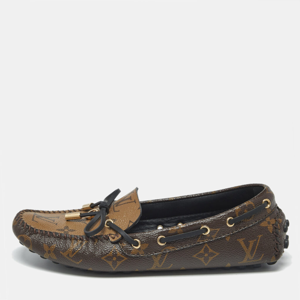 Louis Vuitton Brown Monogram Canvas and Leather Gloria Loafers Size 37 Louis Vuitton Brown Monogram Canvas and Leather Gloria Loafers Size 37