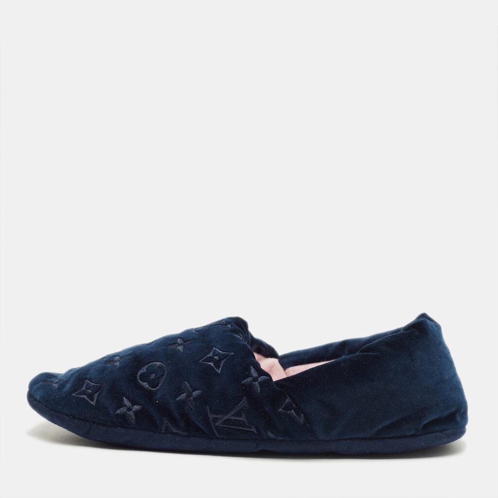 Louis Vuitton Navy Blue Velvet Dreamy Slippers Size 40 Louis Vuitton Navy Blue Velvet Dreamy Slippers Size 40