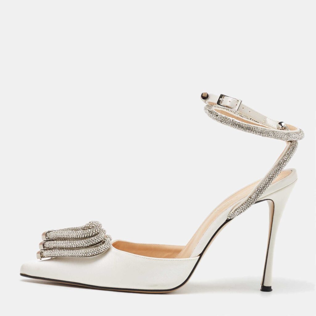 Mach & Mach White Satin Crystal Embellished Triple Heart Ankle Wrap Pumps Size 39 Mach & Mach White Satin Crystal Embellished Triple Heart Ankle Wrap Pumps Size 39