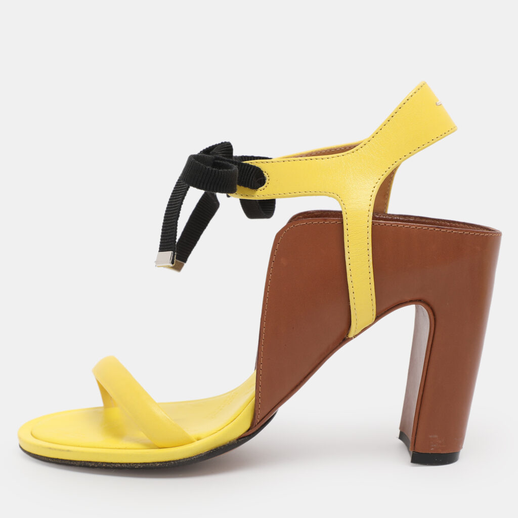 Maison Martin Margiela Yellow/Brown Leather Ankle Strap Sandals Size 38.5 Maison Martin Margiela Yellow/Brown Leather Ankle Strap Sandals Size 38.5