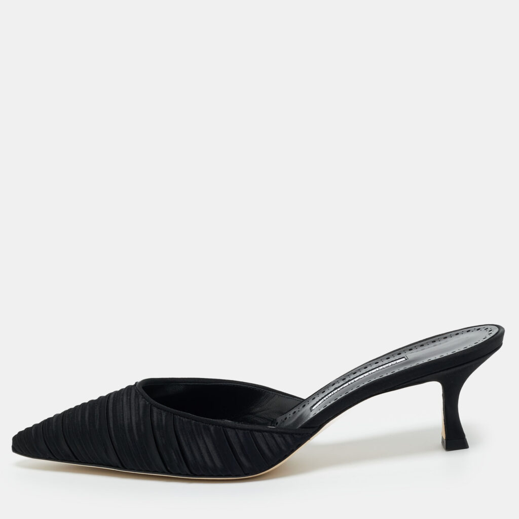 Manolo Blahnik Black Satin Carolynemu Mules Size 42 Manolo Blahnik Black Satin Carolynemu Mules Size 42