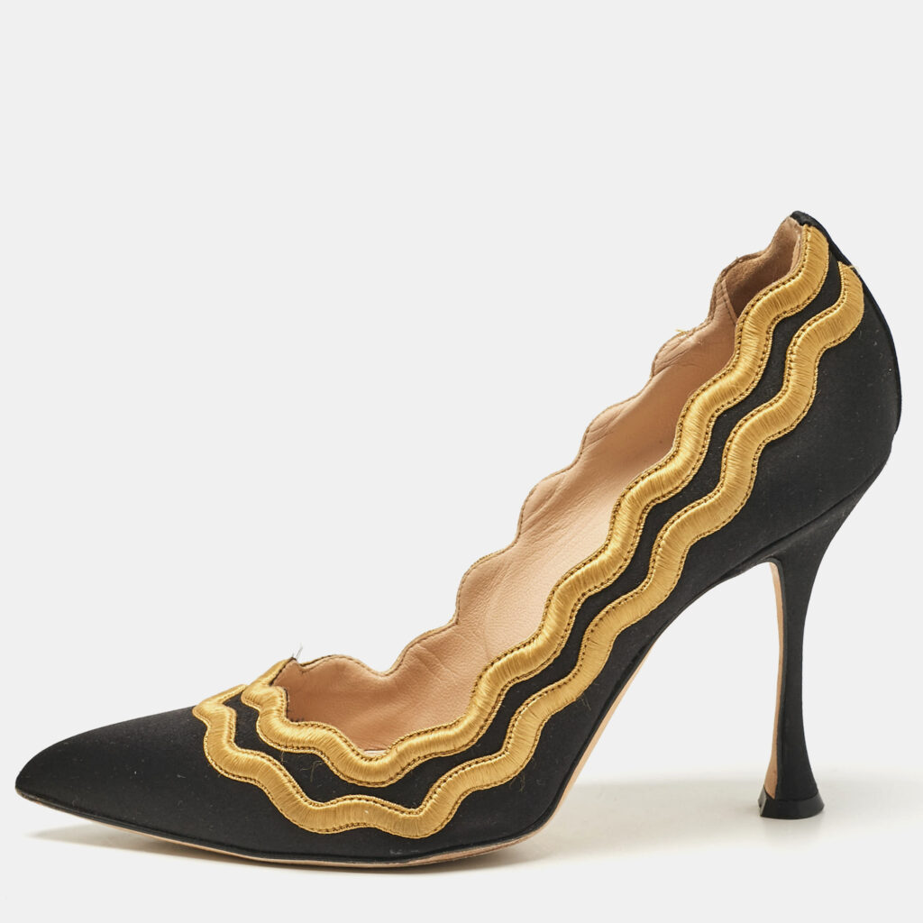 Manolo Blahnik Black/Yellow Satin Mikelona Pumps Size 37