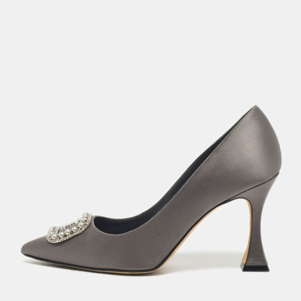 Manolo Blahnik Grey Satin Fabeta Pumps Size 39 Manolo Blahnik Grey Satin Fabeta Pumps Size 39