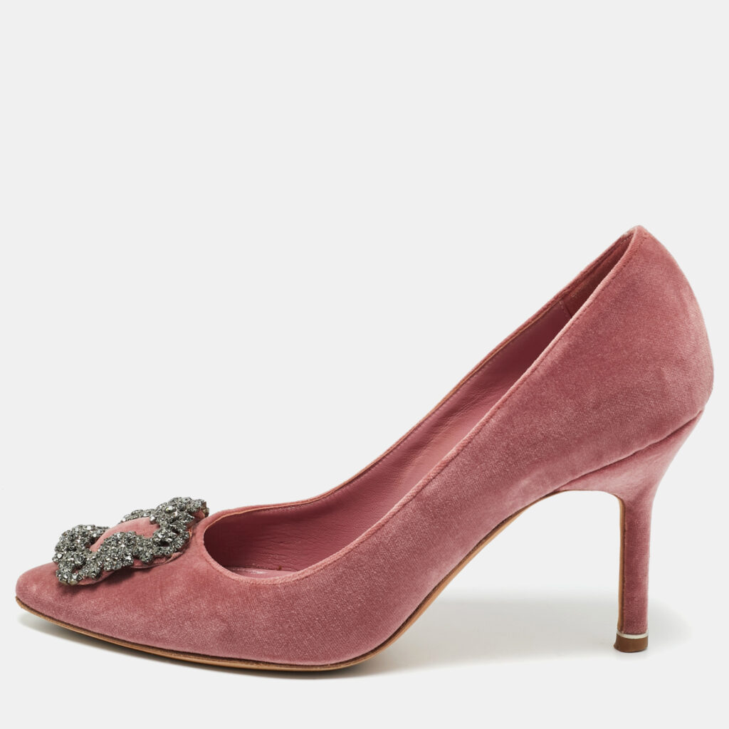 Manolo Blahnik Pink Velvet Hangisi Pumps Size 37.5 Manolo Blahnik Pink Velvet Hangisi Pumps Size 37.5