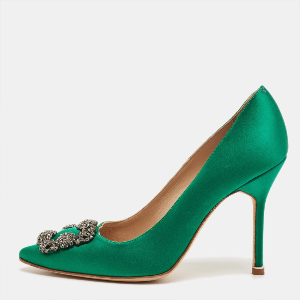 Manolo Blahnik Green Satin Hangisi Pumps Size 38.5 Manolo Blahnik Green Satin Hangisi Pumps Size 38.5