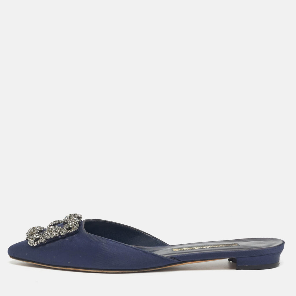 Manolo Blahnik Navy Blue Satin Hangisi Crystal Embellished Flat Mules Size 36.5 Manolo Blahnik Navy Blue Satin Hangisi Crystal Embellished Flat Mules Size 36.5