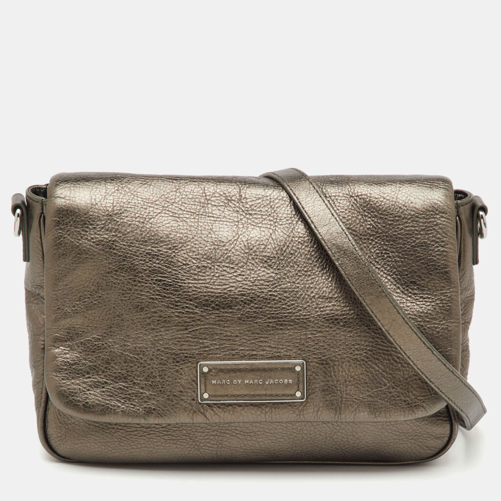 Marc by Marc Jacobs Metallic Grey Leather Flap Crossbody Bag Marc by Marc Jacobs Metallic Grey Leather Flap Crossbody Bag