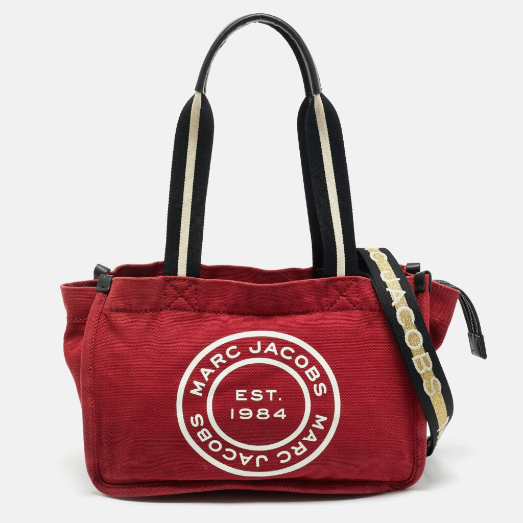 Marc Jacobs Savvy Red Canvas Logo Print Tote Marc Jacobs Savvy Red Canvas Logo Print Tote