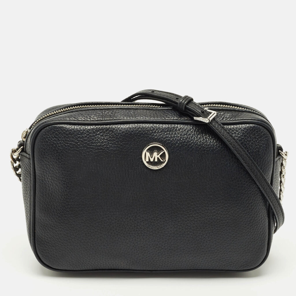 luxury-women-michael-michael-kors-used-handbags-p1203426-012.jpg MICHAEL Michael Kors Black Leather Fulton Shoulder Bag