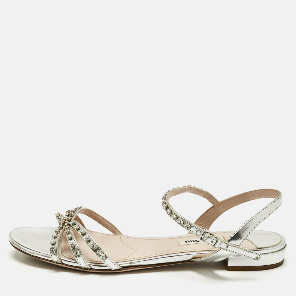 Miu Miu Silver Patent Leather Crystals Embellished Flat Sandals Size 38.5 Miu Miu Silver Patent Leather Crystals Embellished Flat Sandals Size 38.5