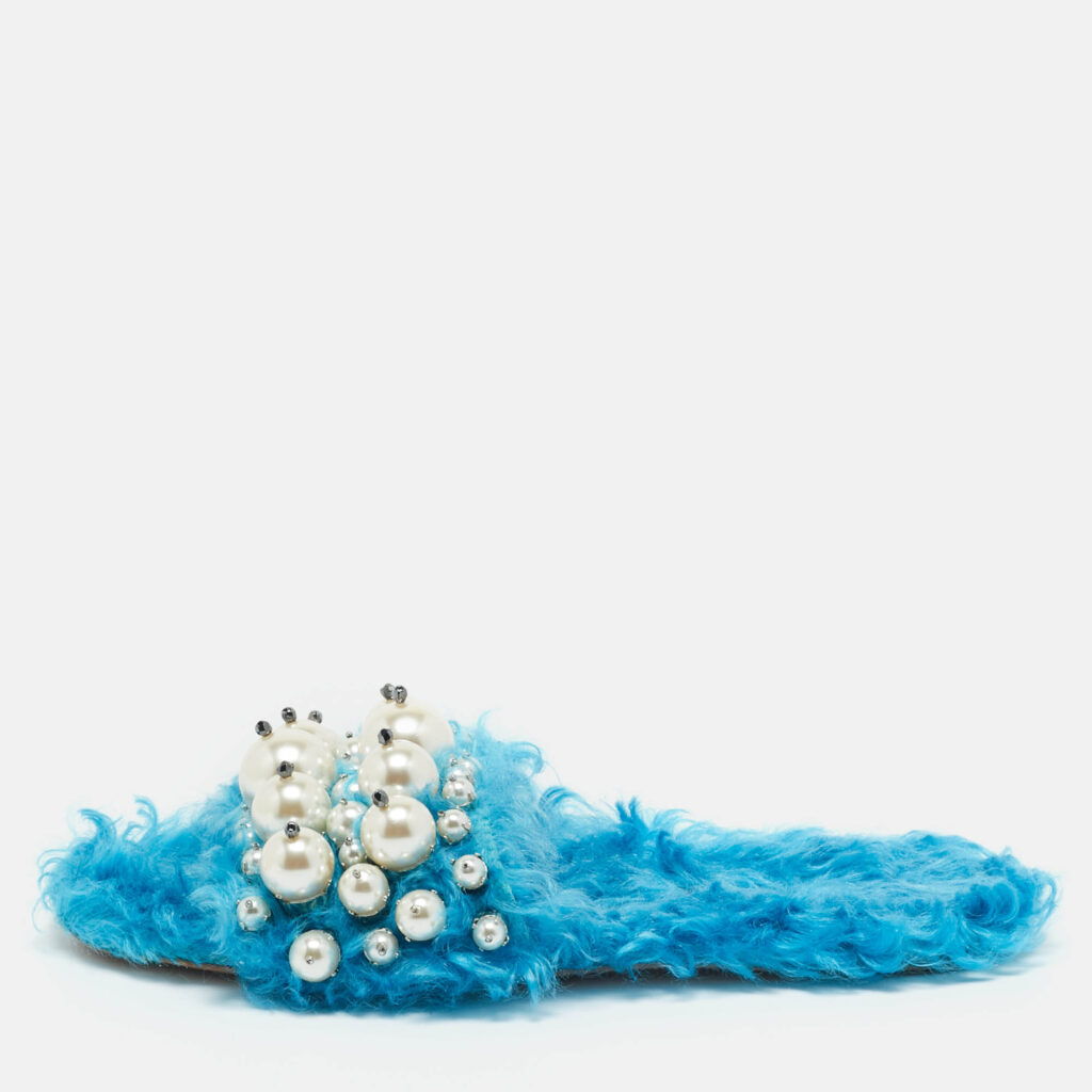 Miu Miu Blue Faux Fur Pearl Embellished Flat Slides Size 36 Miu Miu Blue Faux Fur Pearl Embellished Flat Slides Size 36