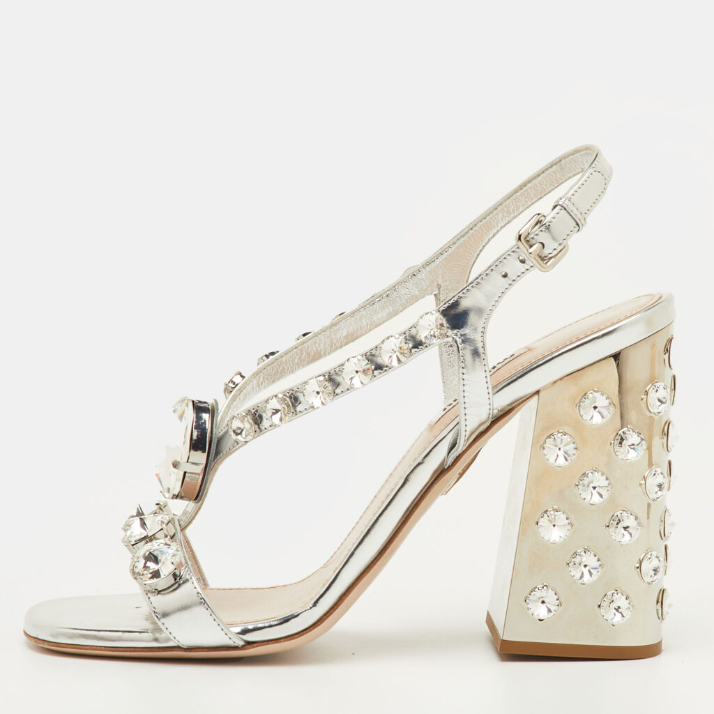 Miu Miu Size 39.5 Silver Patent Leather Crystal Embellished Block Heel Sandals Miu Miu Size 39.5 Silver Patent Leather Crystal Embellished Block Heel Sandals