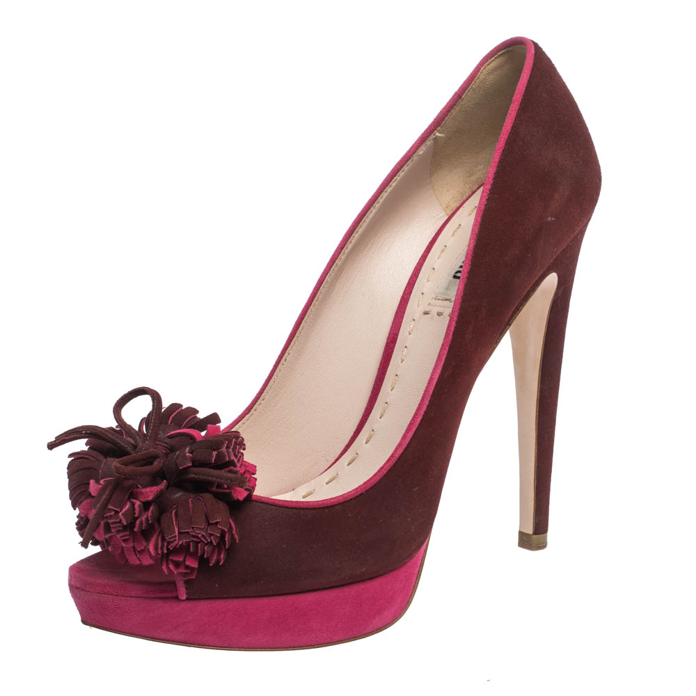 Miu Miu Red/Pink Suede Tassel Detail Peep Toe Platform Pumps Size 38.5 Miu Miu Red/Pink Suede Tassel Detail Peep Toe Platform Pumps Size 38.5