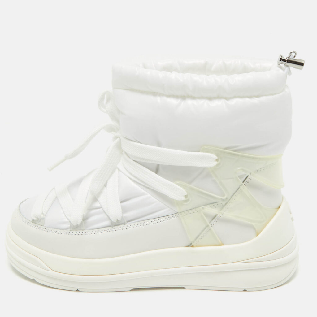 luxury-women-moncler-used-shoes-p1180417-010.jpg Moncler White Nylon and Leather Insolux Snow Boots Size 38
