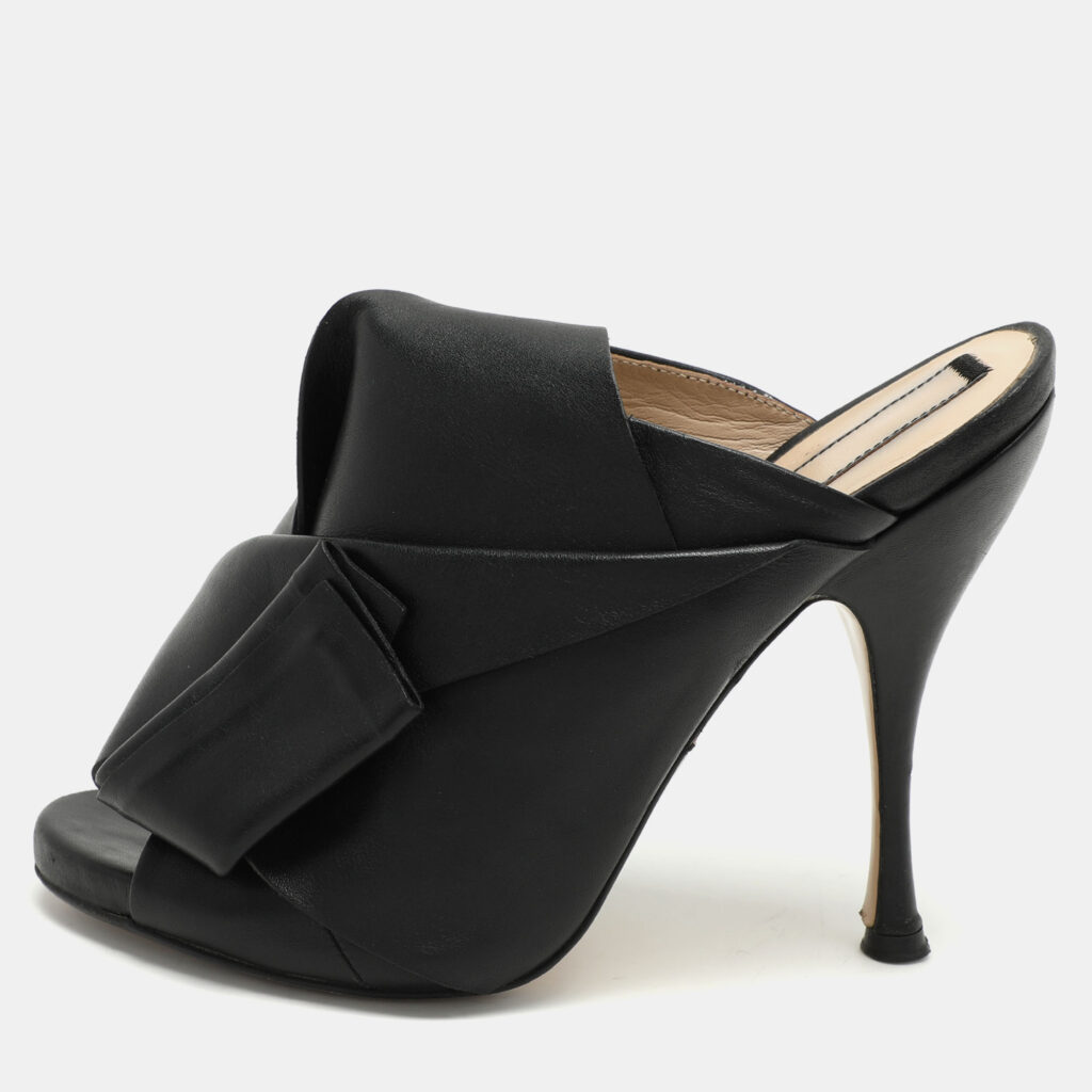 N21 Black Leather Ronny Slide Sandals Size 39 N21 Black Leather Ronny Slide Sandals Size 39