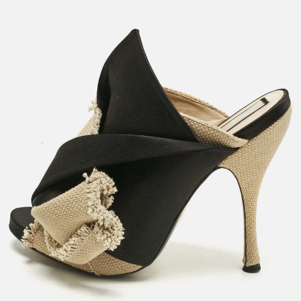 N21 Beige/Black Canvas and Satin Raso Knot Mules Size 39 N21 Beige/Black Canvas and Satin Raso Knot Mules Size 39