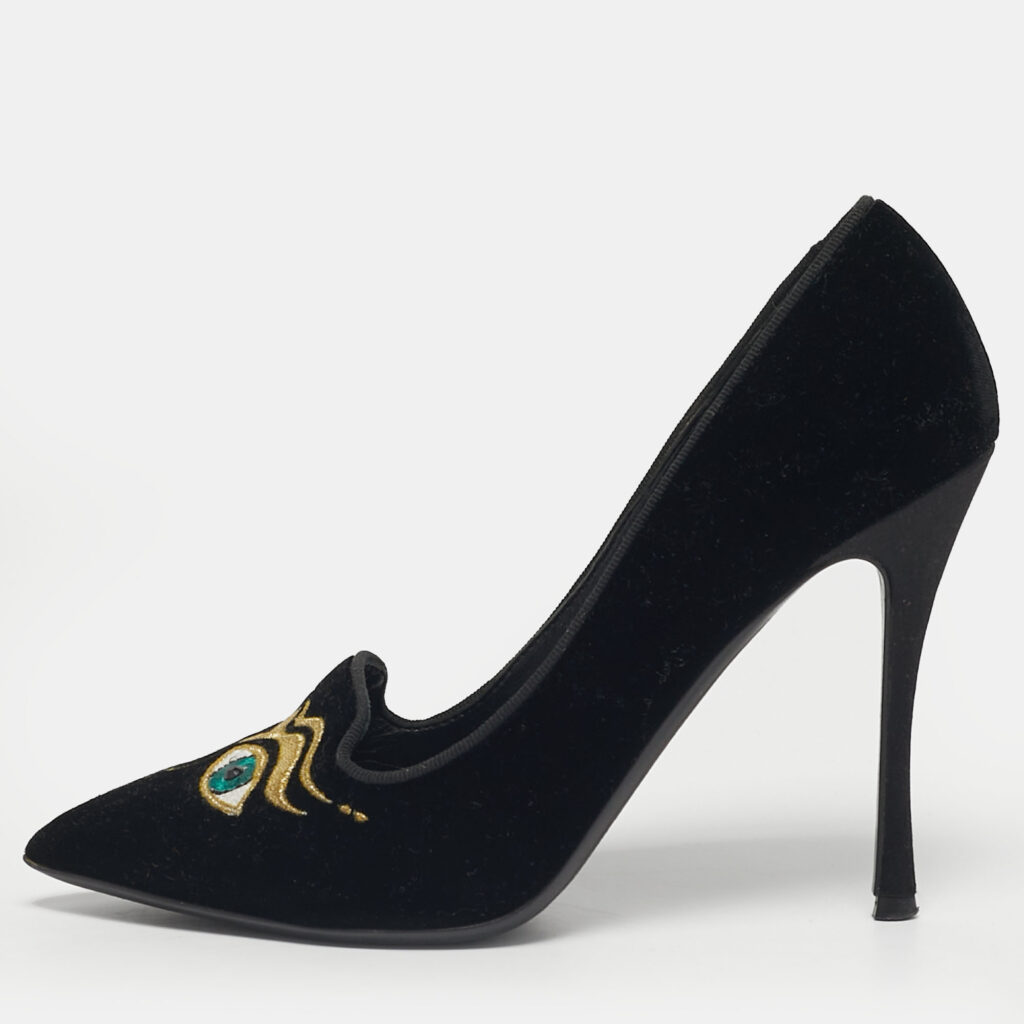 Nicholas Kirkwood Size 35.5 Black Velvet Eye Motif Pointed Toe Pumps Nicholas Kirkwood Size 35.5 Black Velvet Eye Motif Pointed Toe Pumps