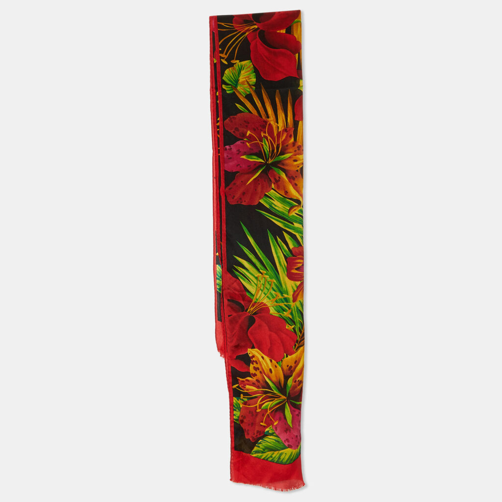 Oscar de la Renta Red Floral Print Silk Stole Oscar de la Renta Red Floral Print Silk Stole