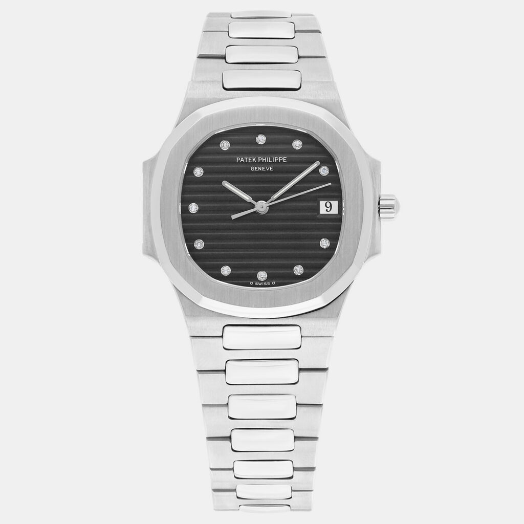 Patek Philippe Nautilus 3900/1 Quartz Silver Stainless Steel Women's Wristwatch 33 mm Patek Philippe Nautilus 3900/1 Quartz Silver Stainless Steel Women's Wristwatch 33 mm