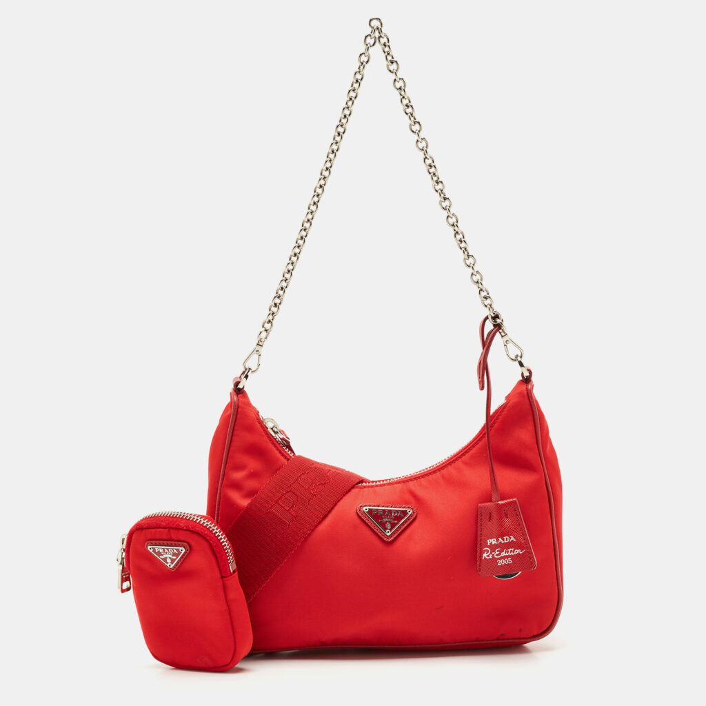 luxury-women-prada-used-handbags-p1166518-010-1.jpg Prada Red Nylon and Saffiano Leather Re-Edition 2005 Bag