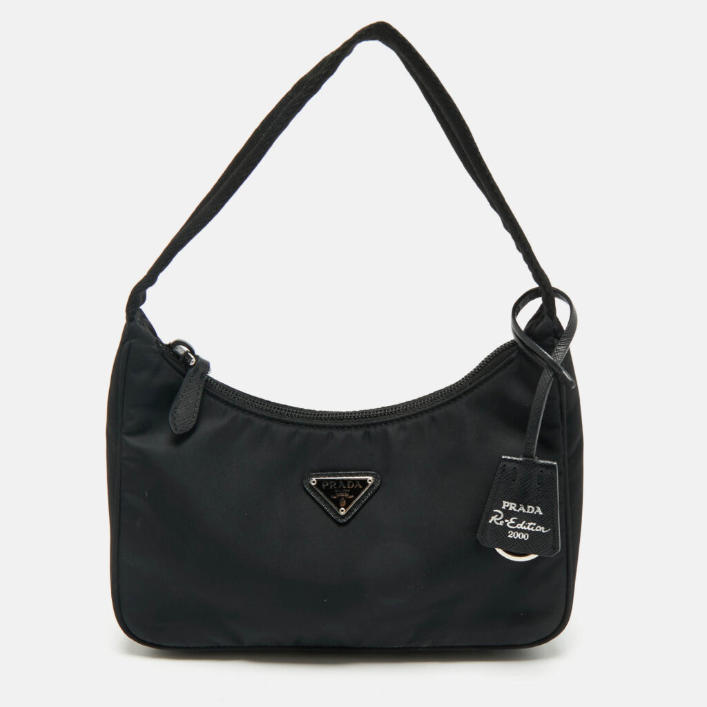 Prada Black Nylon Re-Edition 2000 Shoulder Bag Prada Black Nylon Re-Edition 2000 Shoulder Bag