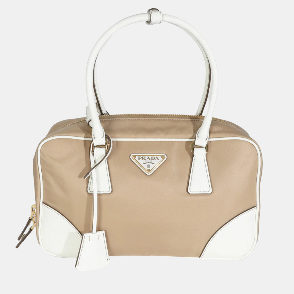 Prada Beige White Re-Nylon Saffiano Medium Re-Edition 1978 Prada Beige White Re-Nylon Saffiano Medium Re-Edition 1978
