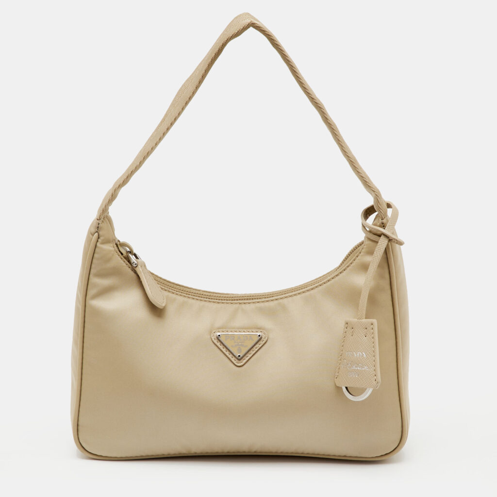 Prada Beige Nylon Re-Edition 2000 Shoulder Bag Prada Beige Nylon Re-Edition 2000 Shoulder Bag