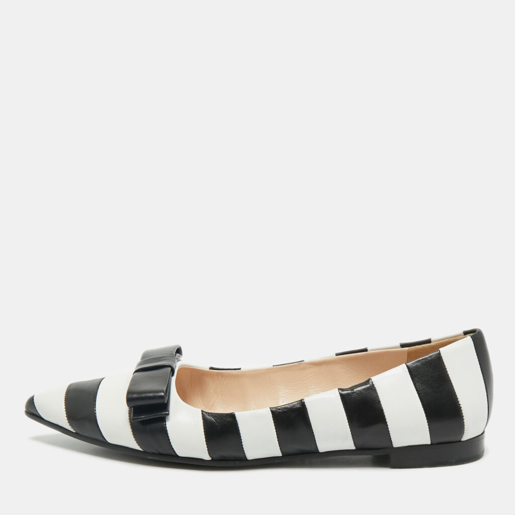 Prada Black/White Leather Pointed Toe Bow Detail Ballet Flats Size 37.5 Prada Black/White Leather Pointed Toe Bow Detail Ballet Flats Size 37.5