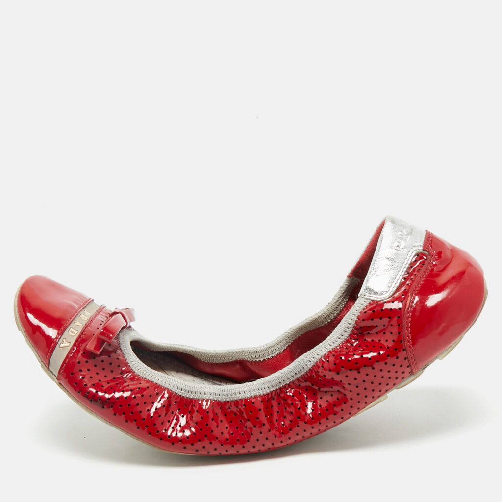 Prada Red Patent Leather and Leather Scrunch Ballet Flats Size 38.5