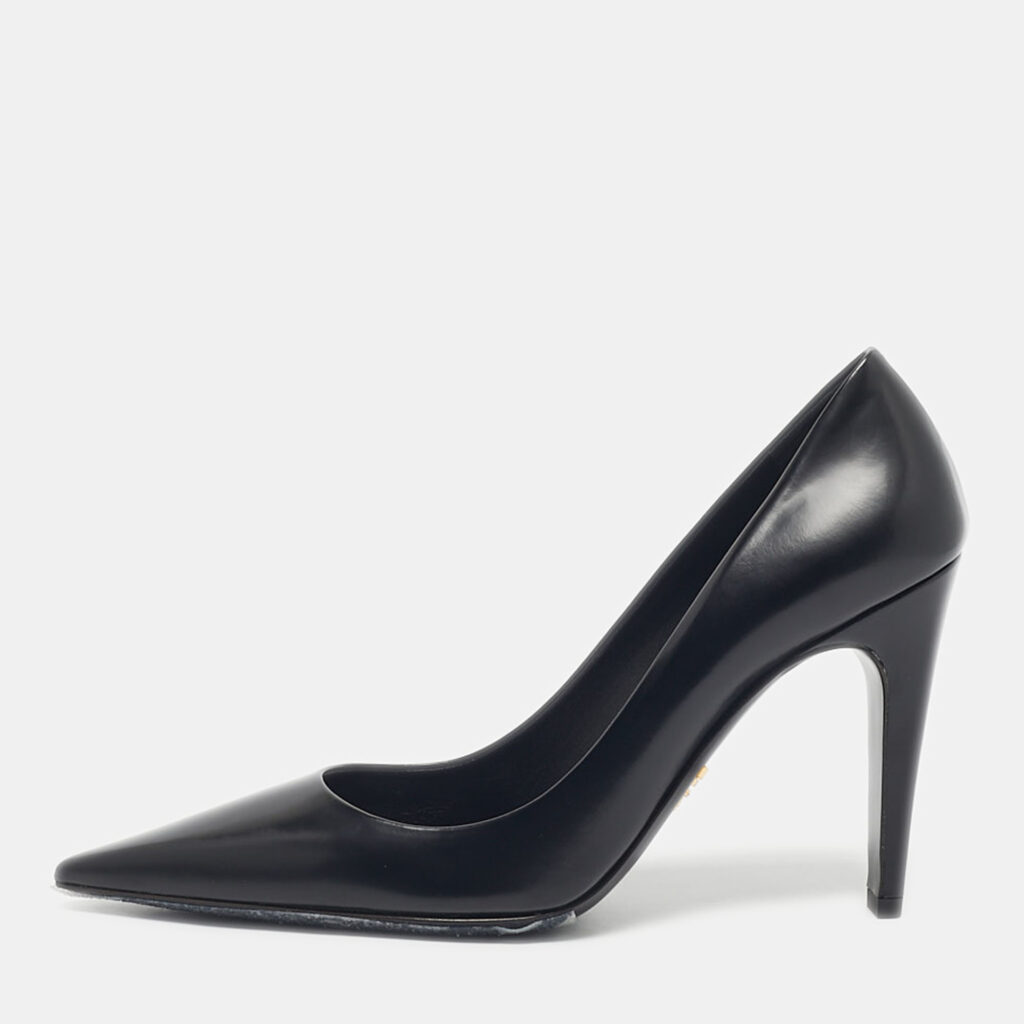 Prada Black Leather Pointed Toe Pumps Size 38 Prada Black Leather Pointed Toe Pumps Size 38