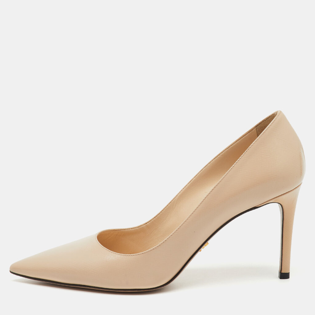 Prada Beige Saffiano Patent Leather Pointed Toe Pumps Size 39 Prada Beige Saffiano Patent Leather Pointed Toe Pumps Size 39