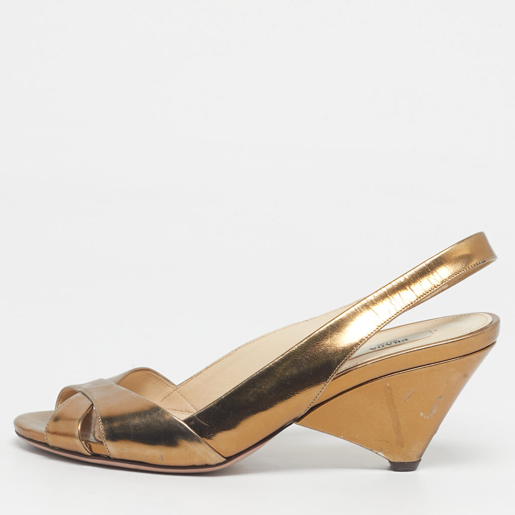 Prada Gold Leather Cross Strap Slingback Sandals Size 38.5 Prada Gold Leather Cross Strap Slingback Sandals Size 38.5