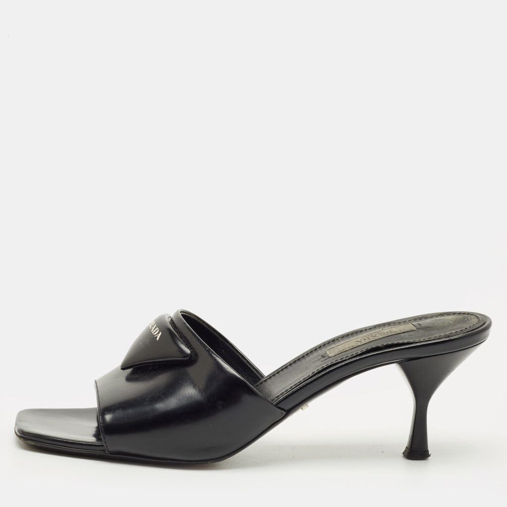 Prada Black Patent Leather Logo Slide Sandals Size 39 Prada Black Patent Leather Logo Slide Sandals Size 39