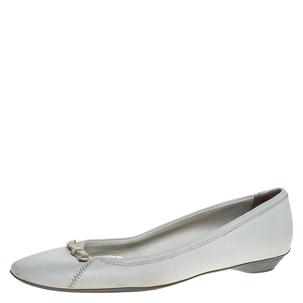 Prada White Leather Bow Ballet Flats Size 39 Prada White Leather Bow Ballet Flats Size 39