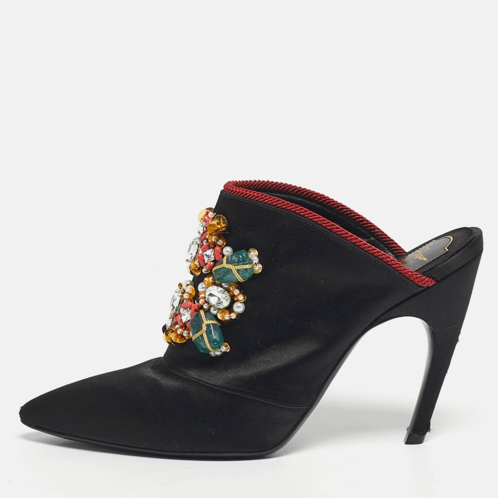 Roger Vivier Black Satin Crystals Embellished Mules Size 39 Roger Vivier Black Satin Crystals Embellished Mules Size 39