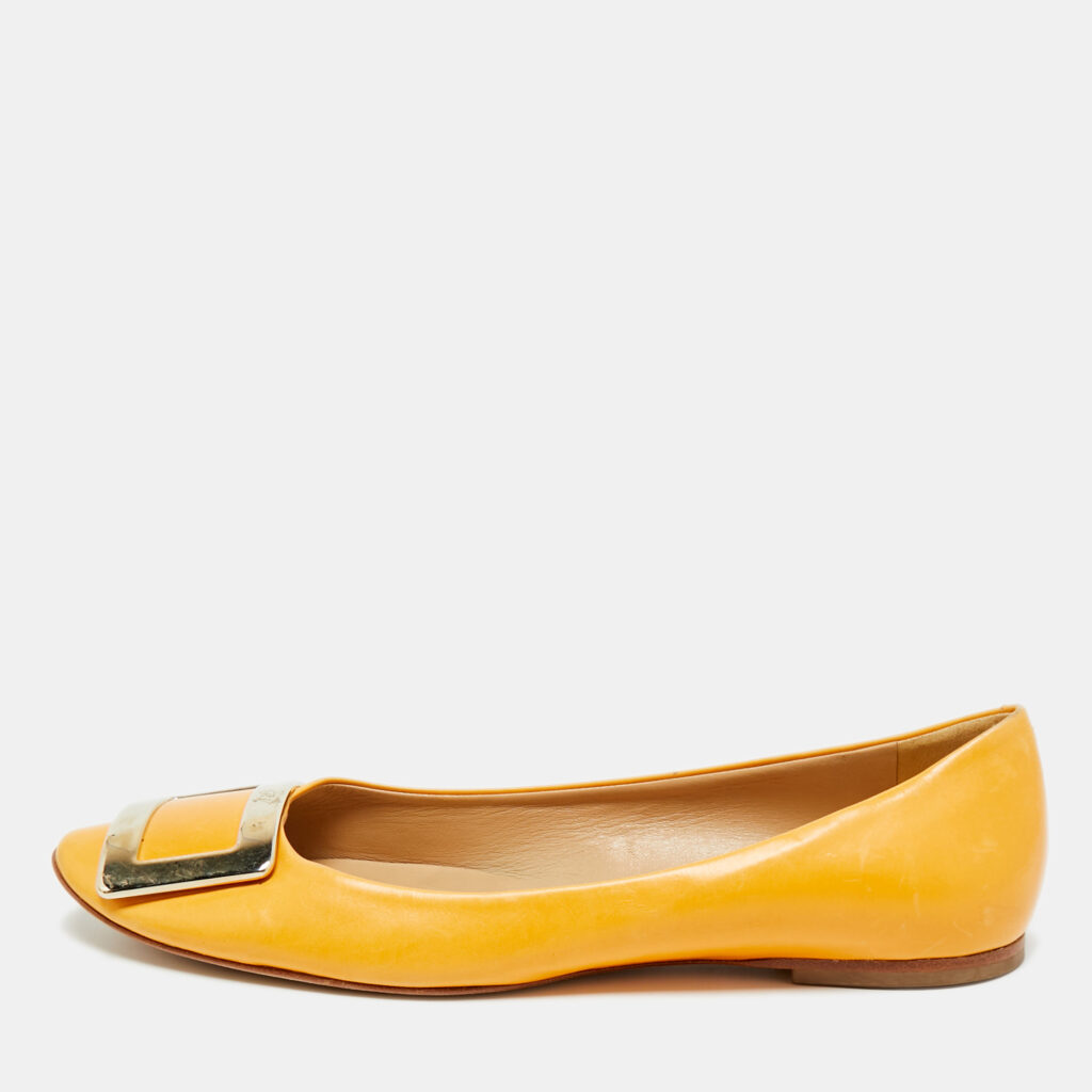 luxury-women-roger-vivier-used-shoes-p1242573-001.jpg Roger Vivier Yellow Leather Trompette Ballet Flats Size 38.5