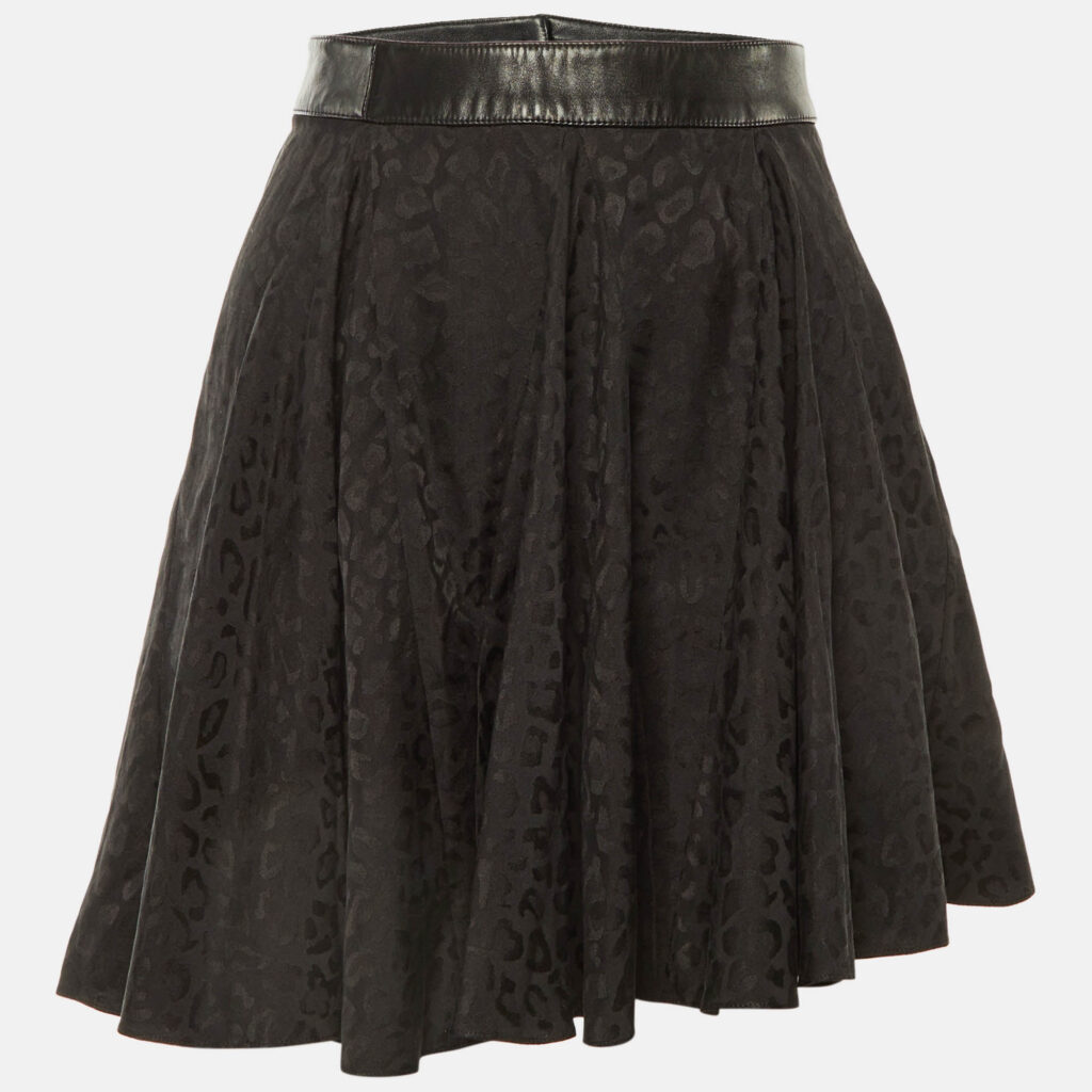 luxury-women-saint-laurent-paris-used-clothes-p1219265-001.jpg Saint Laurent Paris Black Animal Pattern Silk Mini Skirt S