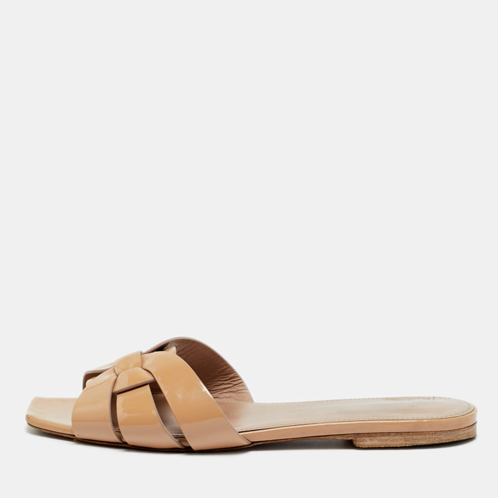 Saint Laurent Beige Patent Leather Tribute Flat Sandals Size 35.5 Saint Laurent Beige Patent Leather Tribute Flat Sandals Size 35.5